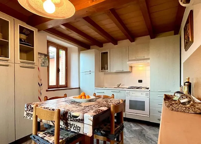 Case Bosi 12 - Vista Appennino - Mab Unesco Parma Feriehus *